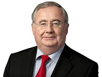 Minister concedes 2020 Green E...